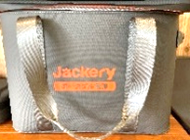 Jackery 1500W ポータブルバッテリー（ソーラーパネル付き）